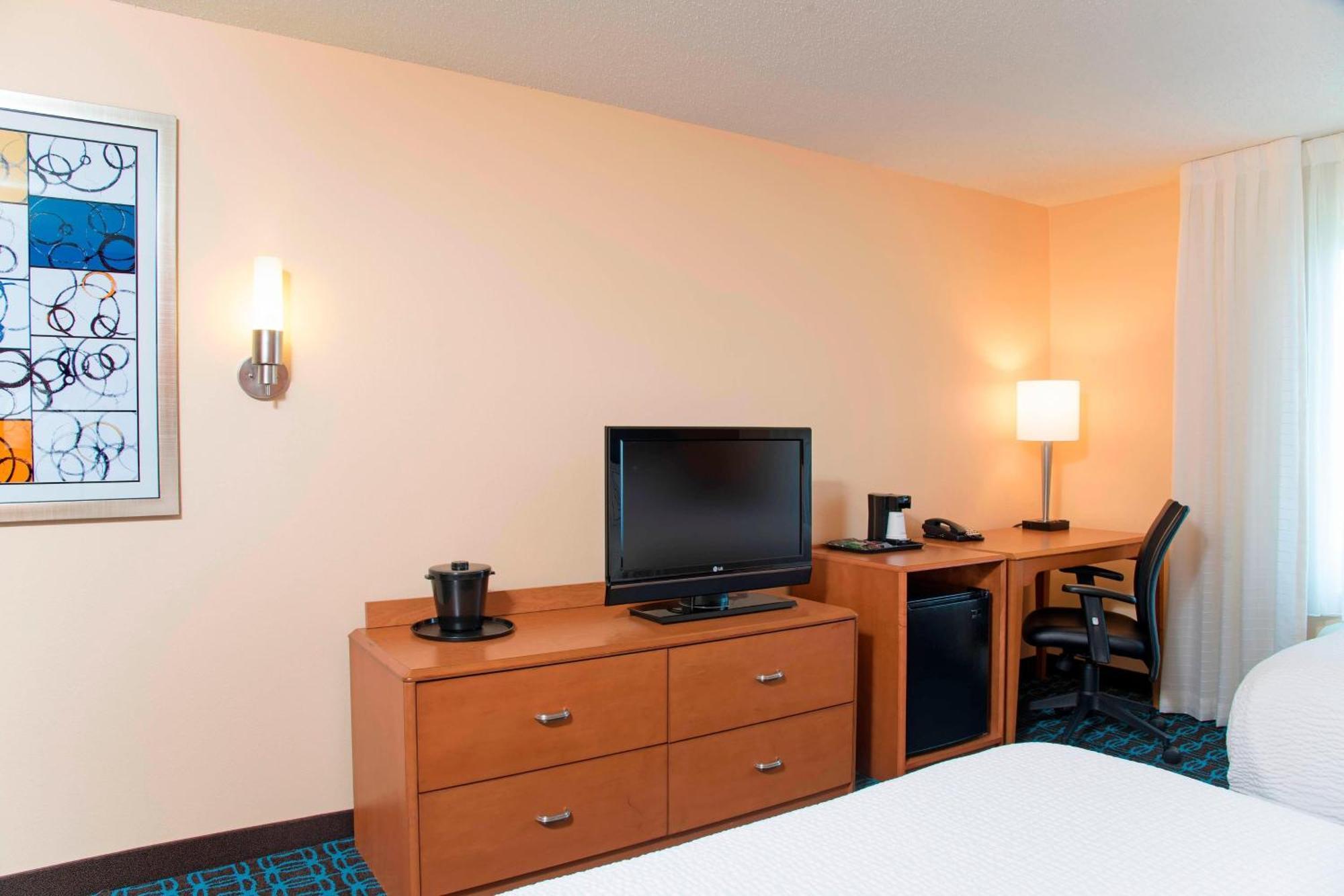 Fairfield Inn & Suites By Marriott Omaha Downtown Exterior photo